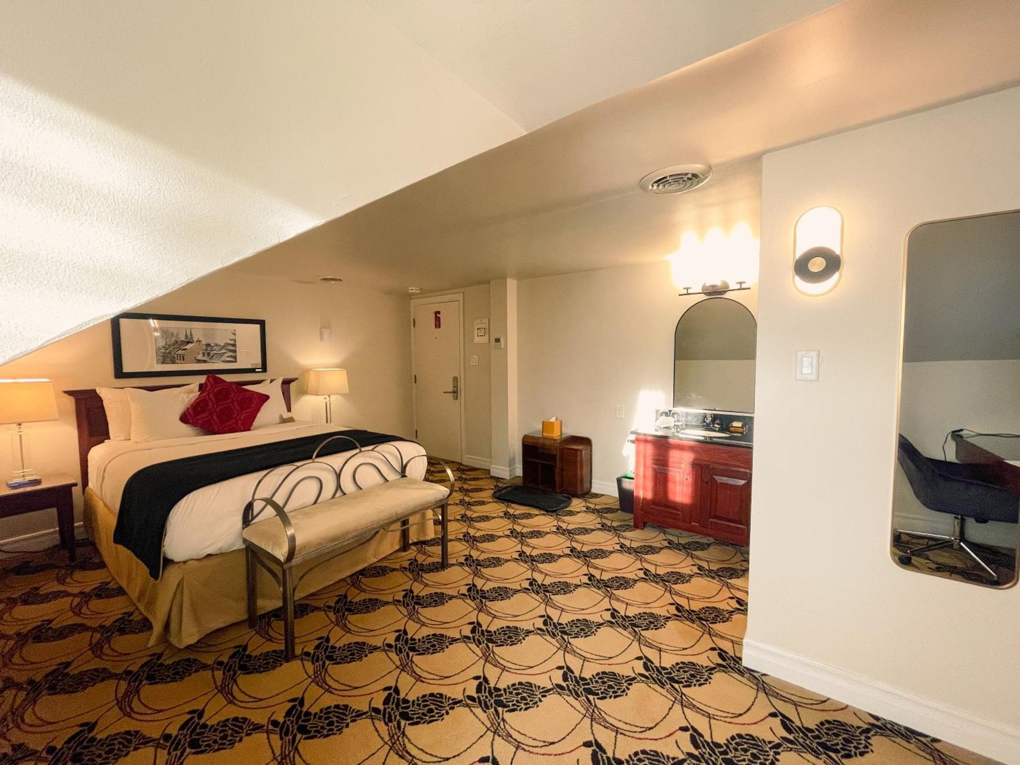 Hotel Manoir D'Auteuil Quebec City Ruang foto