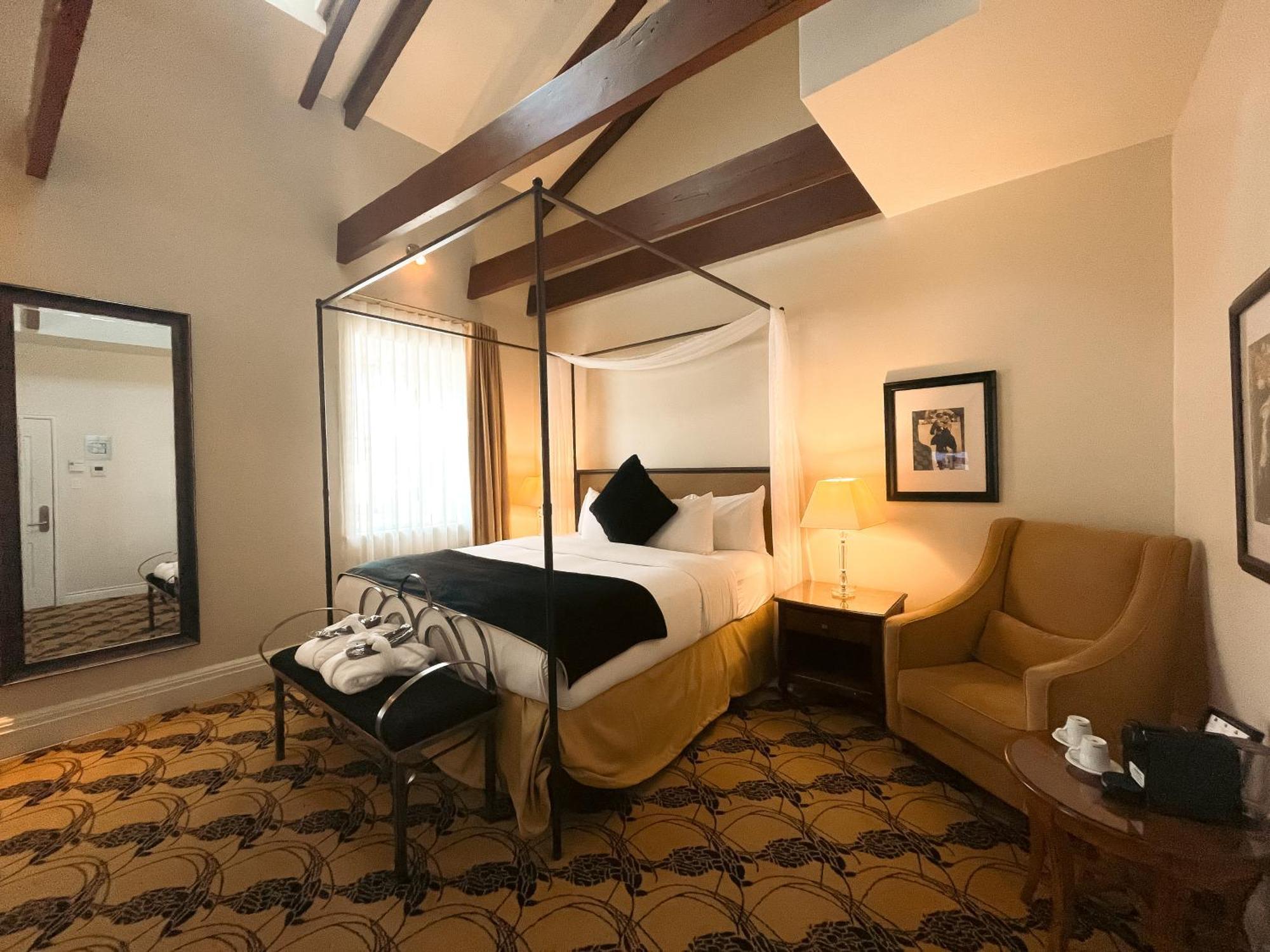 Hotel Manoir D'Auteuil Quebec City Bagian luar foto