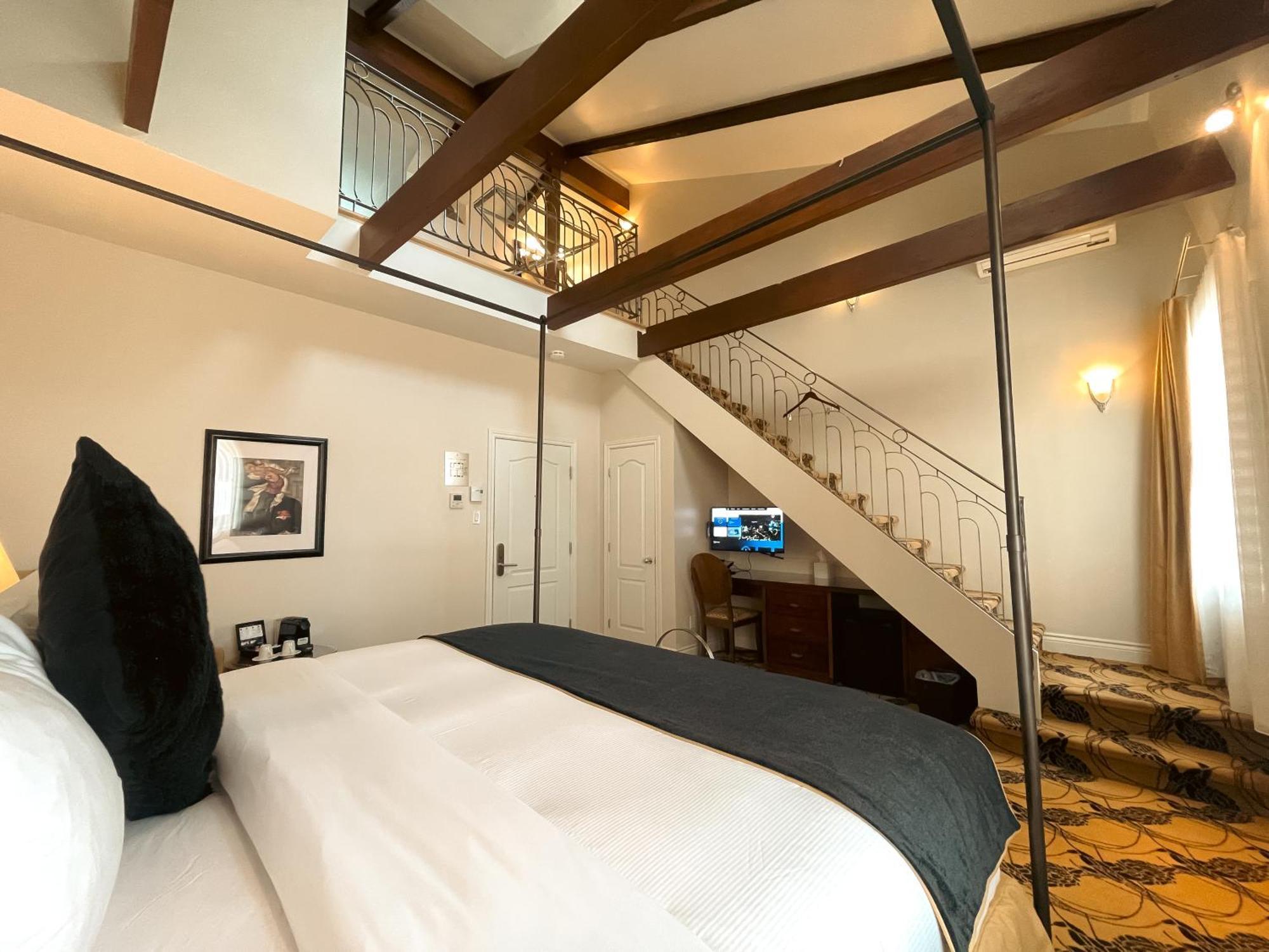 Hotel Manoir D'Auteuil Quebec City Ruang foto